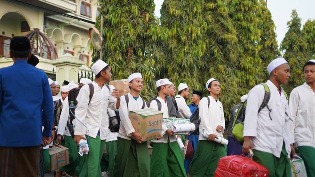Momentum Pulangan Santri Sidogiri Konsulat Sidoarjo